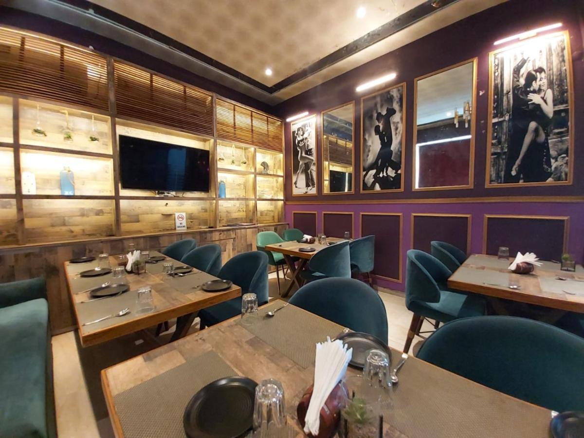 Hotel Ss Grandeur Лакхнау Екстер'єр фото